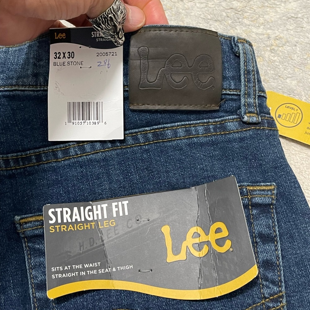 NWT Men’s Size 32 X 30 Lee Straight Leg Comfort-Stretch Jeans In Blue - Picture 7 of 12